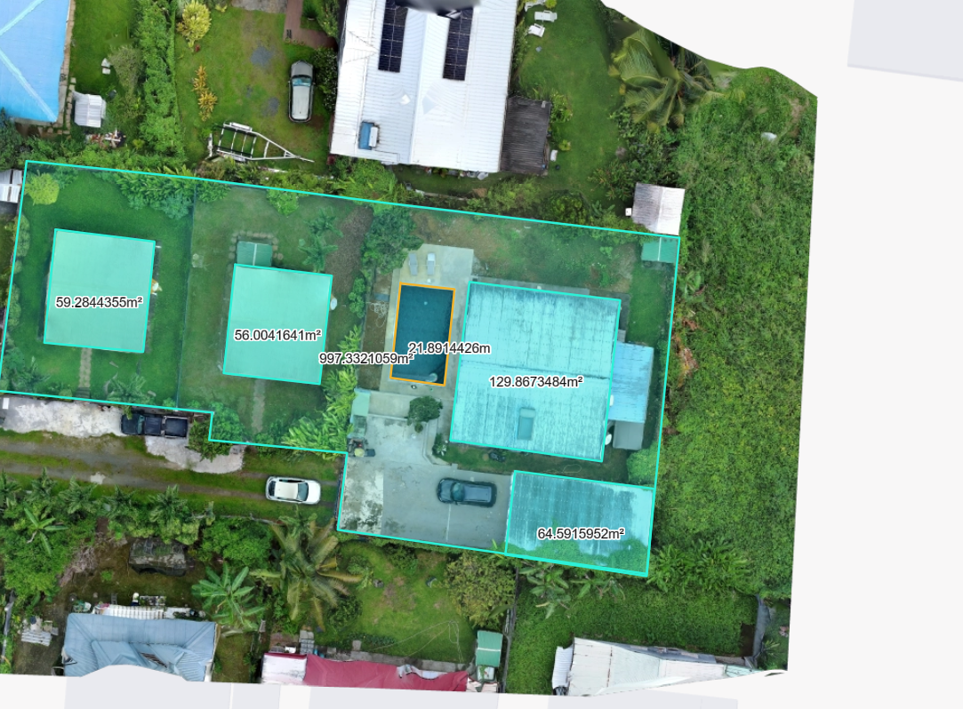 Orthophoto drone géoréférencée avec mesures de surfaces et distances pour cartographie et analyse SIG